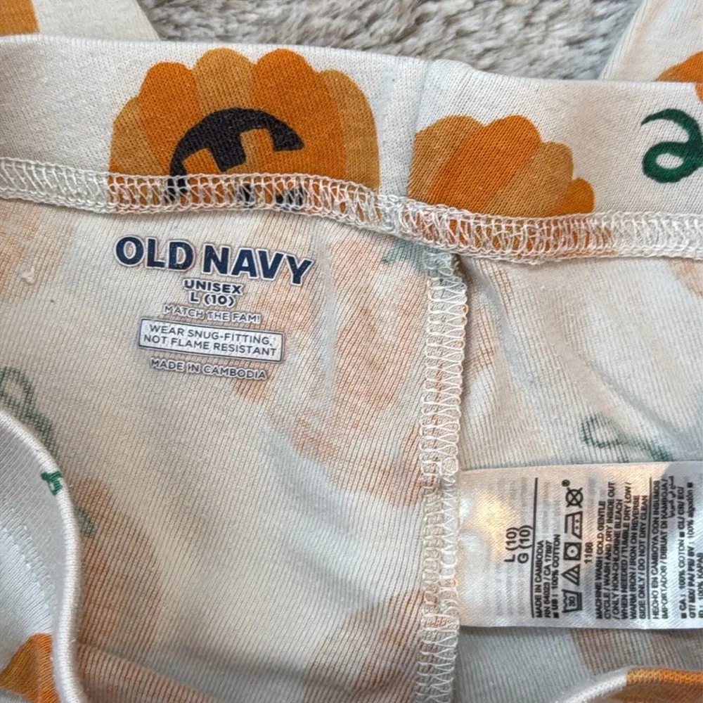 Old Navy long sleeve pajamas kids large pumpkin jack o’lantern halloween fall